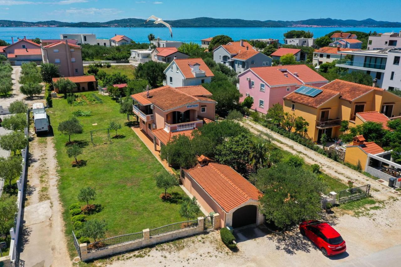 Apartmani Vesna بيبينيا المظهر الخارجي الصورة