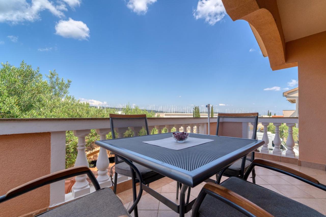 Apartmani Vesna بيبينيا المظهر الخارجي الصورة